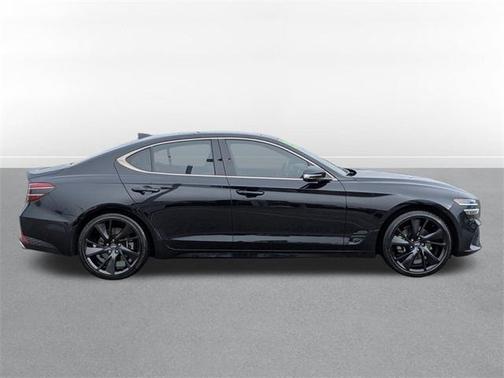 2023 Genesis G70 2.0T AWD