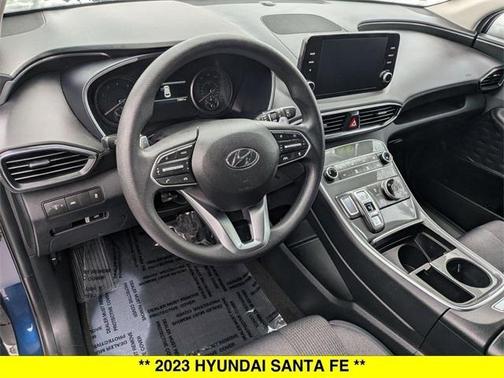 2023 Hyundai SANTA FE SE
