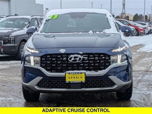 2023 Hyundai SANTA FE SE