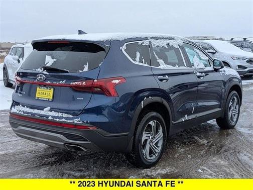 2023 Hyundai SANTA FE SE
