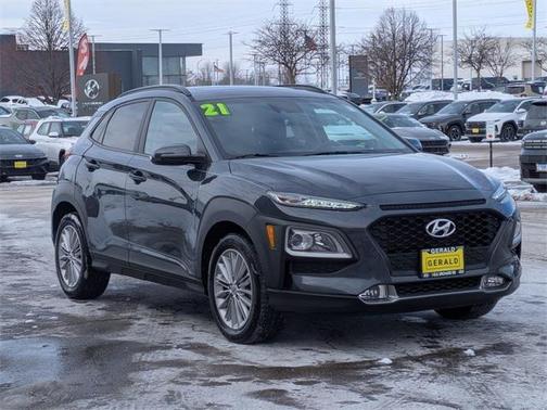 2021 Hyundai KONA SEL Plus