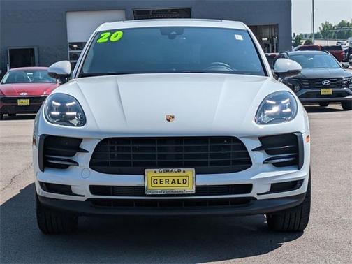 2020 Porsche Macan Base