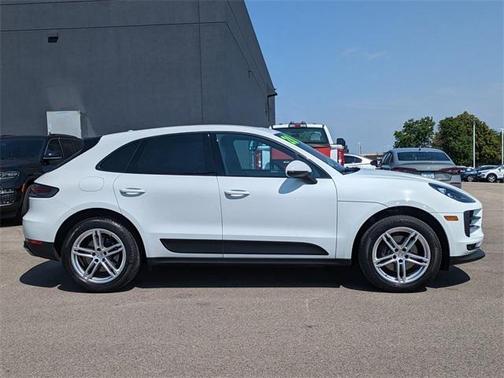 2020 Porsche Macan Base