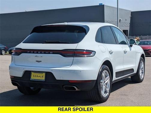 2020 Porsche Macan Base