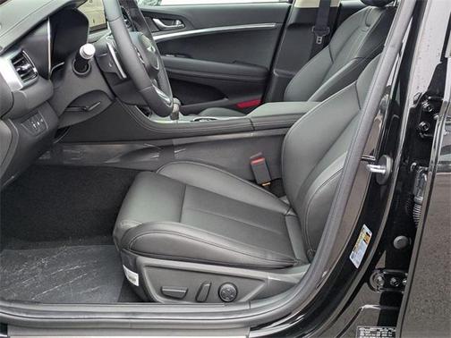 2025 Genesis G70 2.5T AWD