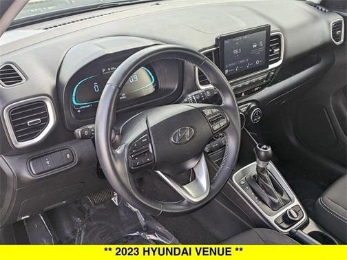 2023 Hyundai VENUE SEL
