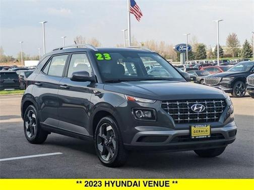 2023 Hyundai VENUE SEL