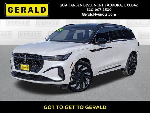 White Platinum Metallic Tri-Coat 2024 Lincoln Nautilus Black Label