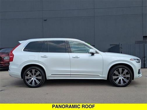 2022 Volvo XC90 T6 Inscription