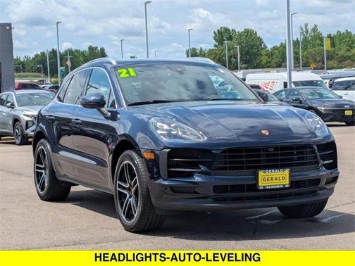 2021 Porsche Macan Base