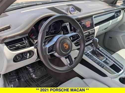 2021 Porsche Macan Base