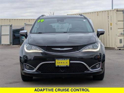 2019 Chrysler Pacifica Limited