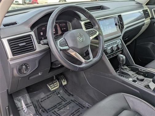 2023 Volkswagen Atlas 3.6L SEL Premium
