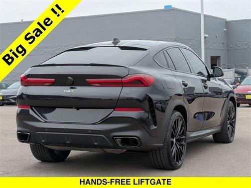 2023 BMW X6 M50i