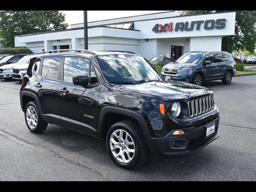 Black 2018 Jeep Renegade Latitude
