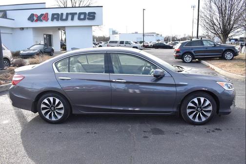 2017 Honda Accord Hybrid EX-L