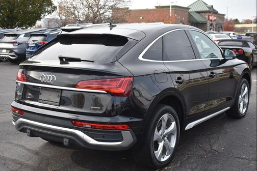 2022 Audi Q5 45 S line Premium Plus