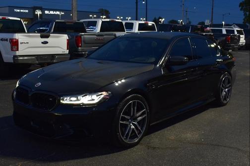 2022 BMW M5 Base