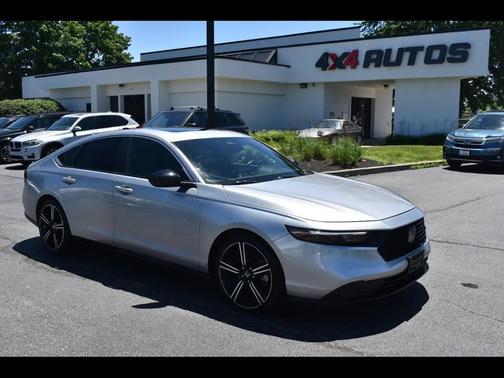 Lunar Silver Metallic 2023 Honda Accord Hybrid Sport
