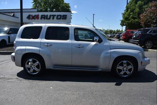 Silver Ice Metallic 2009 Chevrolet HHR LT