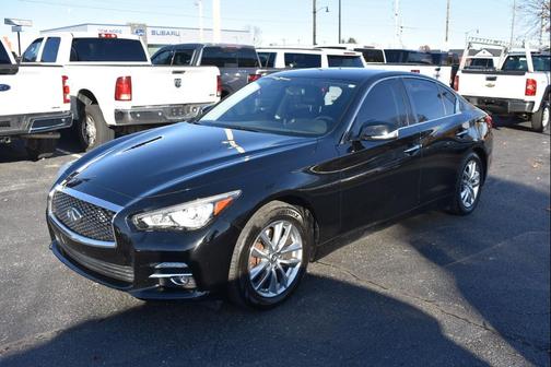 2017 INFINITI Q50 Base