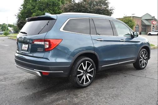 BLUE 2021 Honda Pilot Touring 8-Passenger