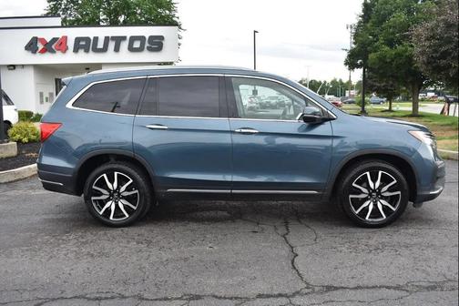 BLUE 2021 Honda Pilot Touring 8-Passenger