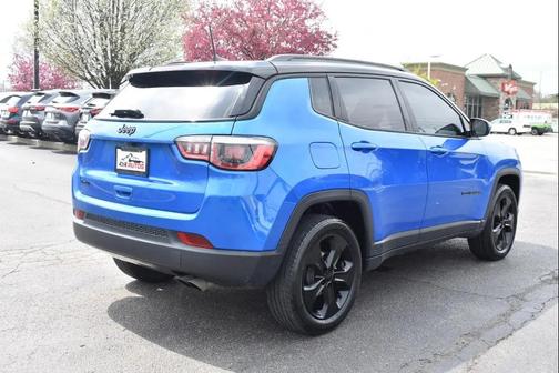 Laser Blue Pearlcoat 2019 Jeep Compass Latitude