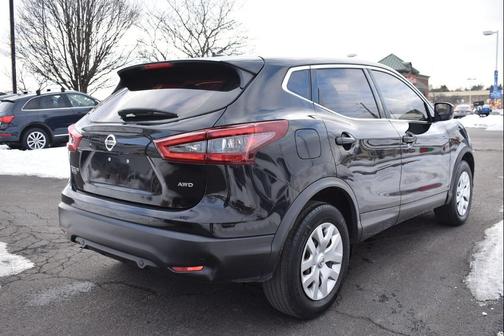 2020 Nissan Rogue Sport S