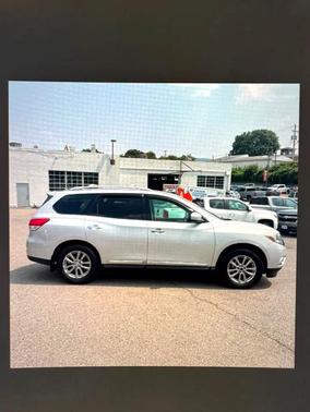 2015 Nissan Pathfinder SL