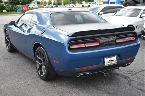 Frostbite 2020 Dodge Challenger SXT