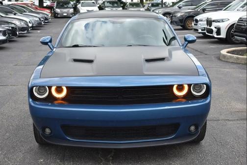 Frostbite 2020 Dodge Challenger SXT
