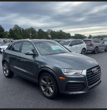 2018 Audi Q3 Premium quattro