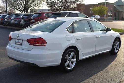 380 2013 Volkswagen Passat 2.5 SE