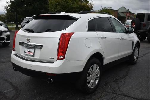 WHITE 2013 Cadillac SRX Base