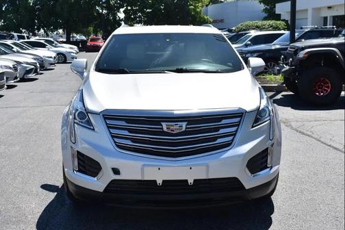 Radiant Silver Metallic 2017 Cadillac XT5 Base