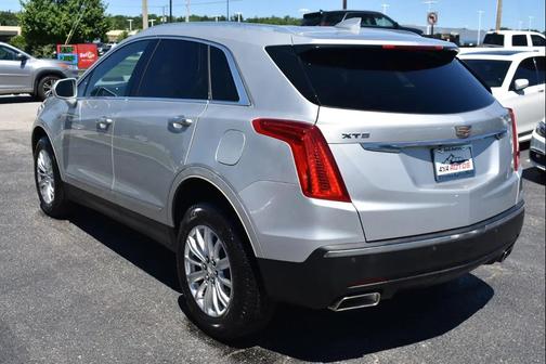 Radiant Silver Metallic 2017 Cadillac XT5 Base