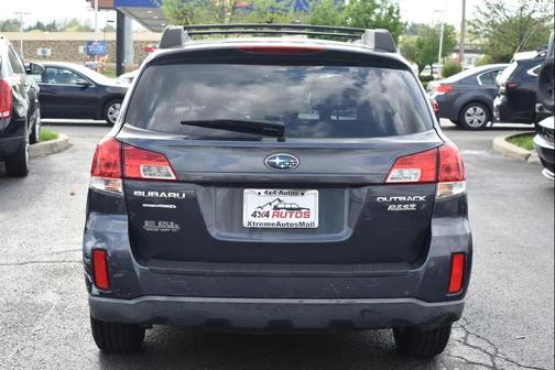 BLUE 2010 Subaru Outback 2.5 i Premium