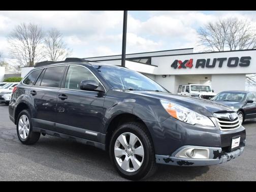 BLUE 2010 Subaru Outback 2.5 i Premium