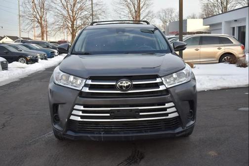 Predawn Gray Mica 2018 Toyota Highlander LE Plus