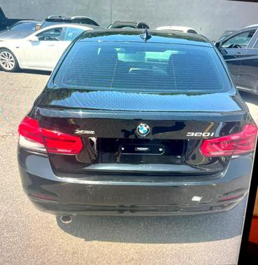 2018 BMW 320 i
