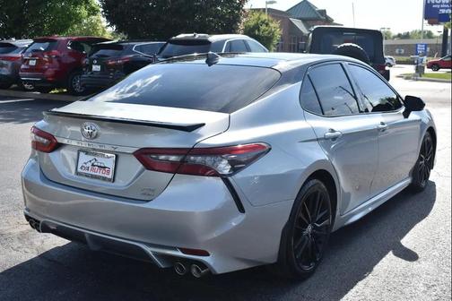 Celestial Silver Metallic/Midnight Black Metallic 2023 Toyota Camry XSE