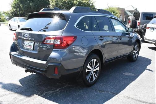 Gray 2019 Subaru Outback 3.6R Limited