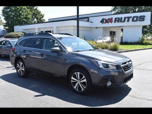 Gray 2019 Subaru Outback 3.6R Limited
