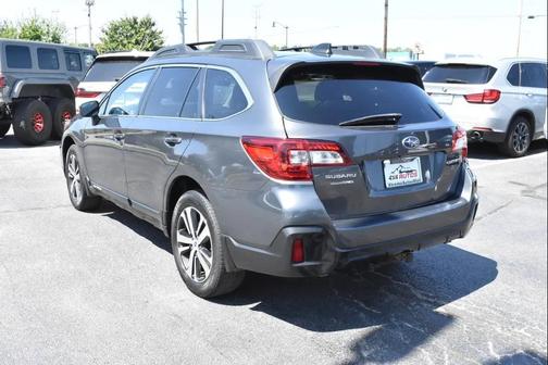 Gray 2019 Subaru Outback 3.6R Limited
