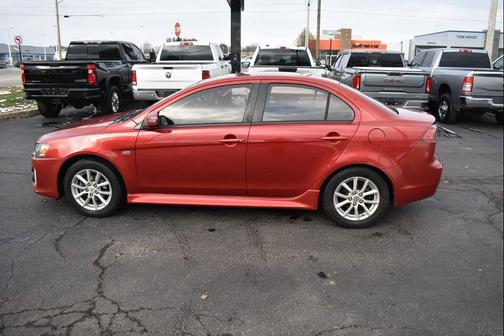 2016 Mitsubishi Lancer ES