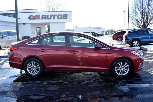 2016 Hyundai SONATA SE