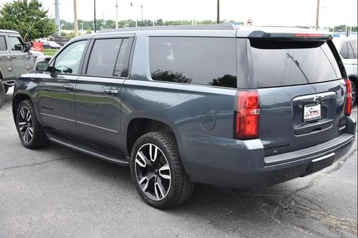 Gray 2019 Chevrolet Suburban Premier