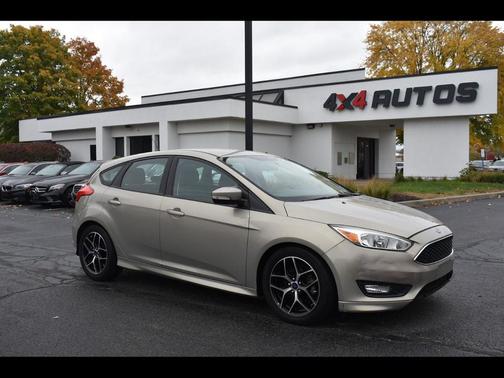 Ruby Red Metallic Tinted Clearcoat 2016 Ford Focus SE