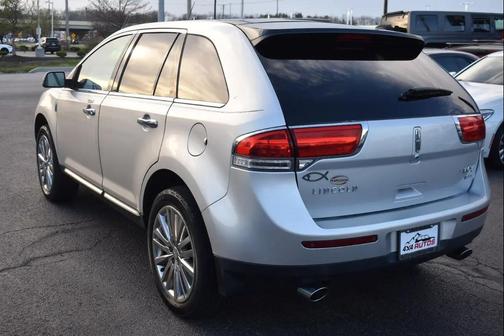 Ingot Silver Metallic 2013 Lincoln MKX Base